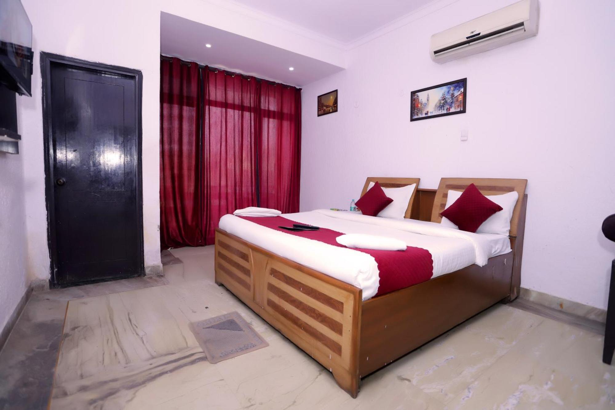 Hotel Warm Welcome - Noida Sector 51 エクステリア 写真