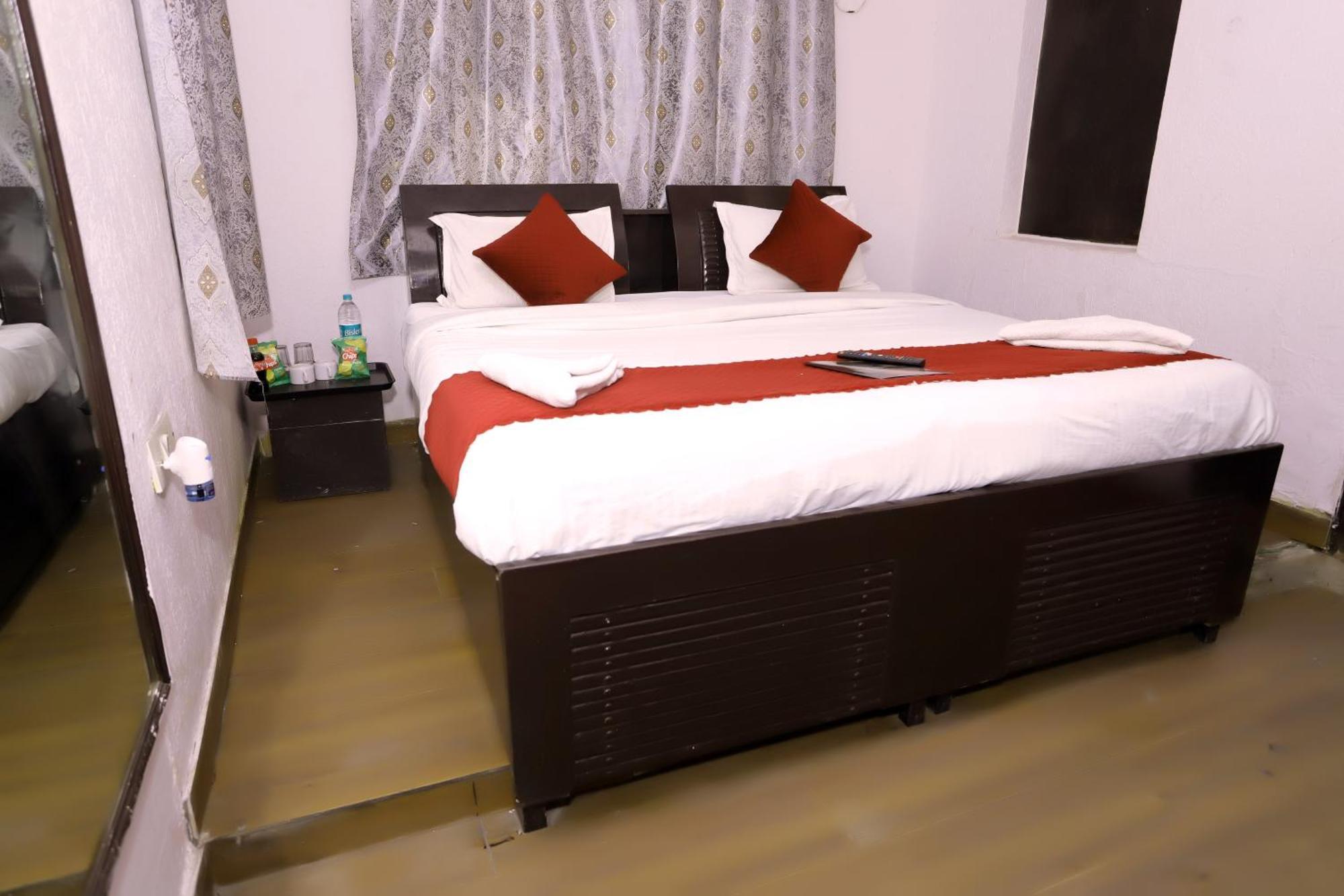 Hotel Warm Welcome - Noida Sector 51 エクステリア 写真