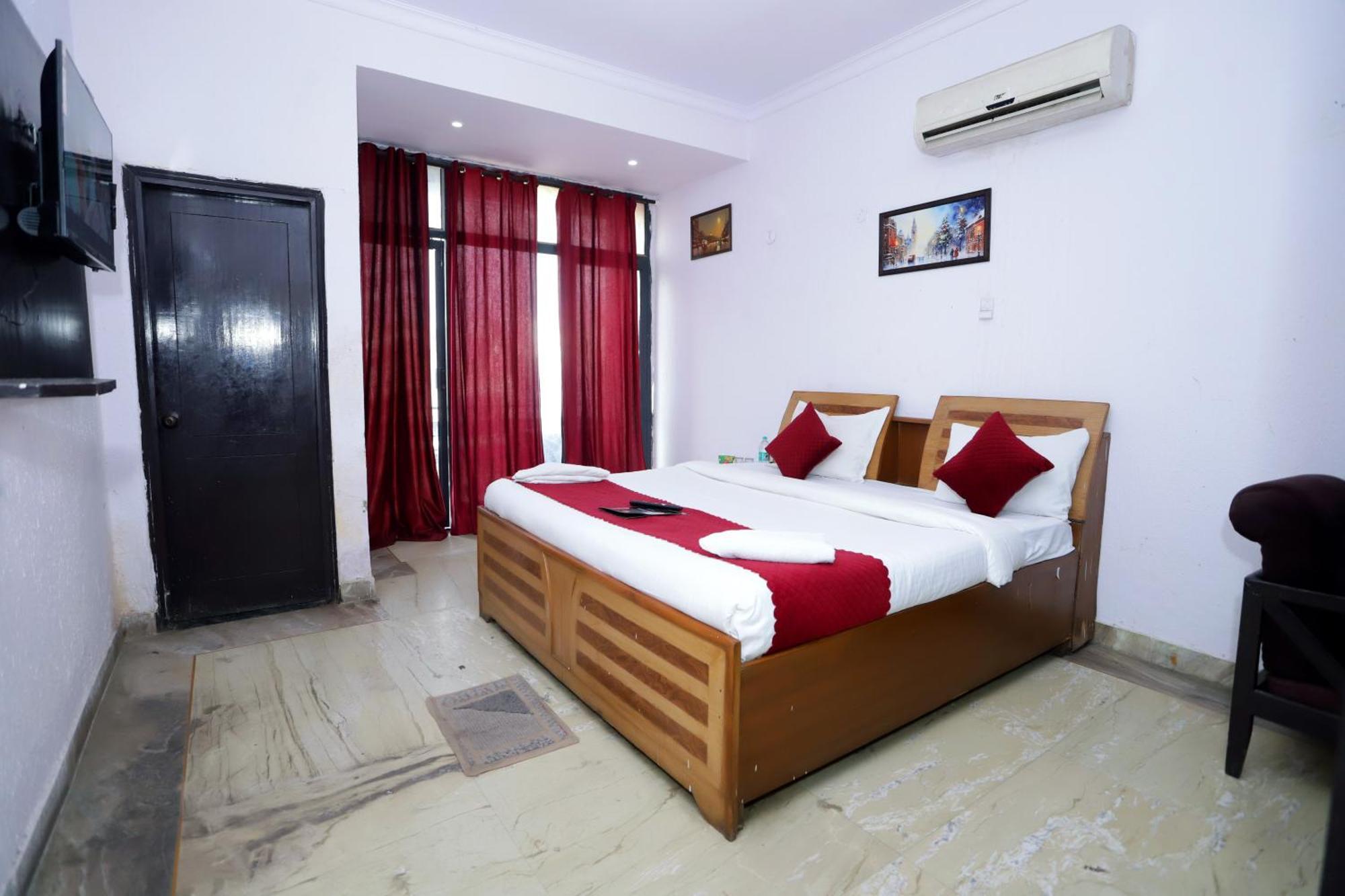 Hotel Warm Welcome - Noida Sector 51 エクステリア 写真