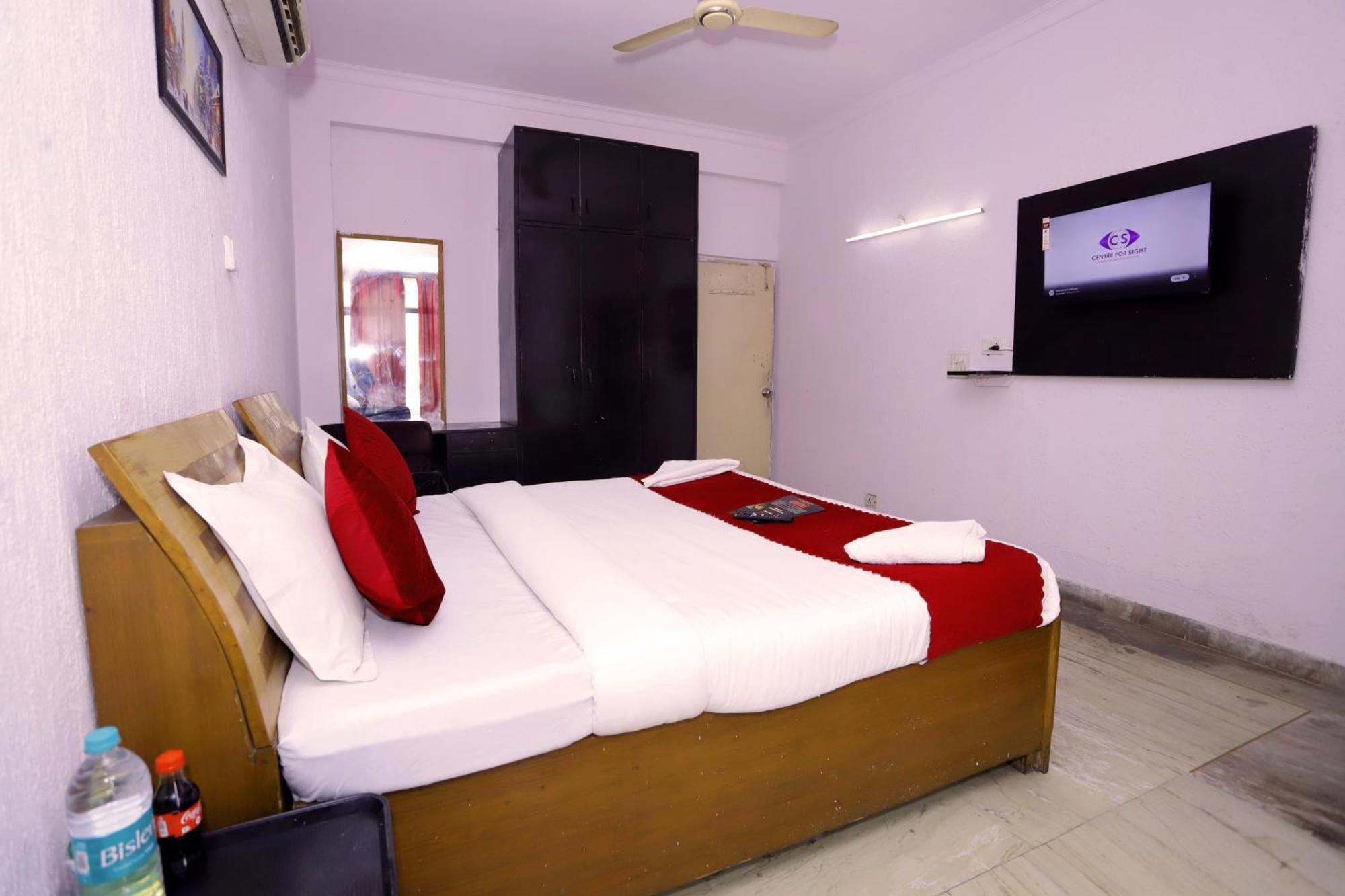 Hotel Warm Welcome - Noida Sector 51 エクステリア 写真