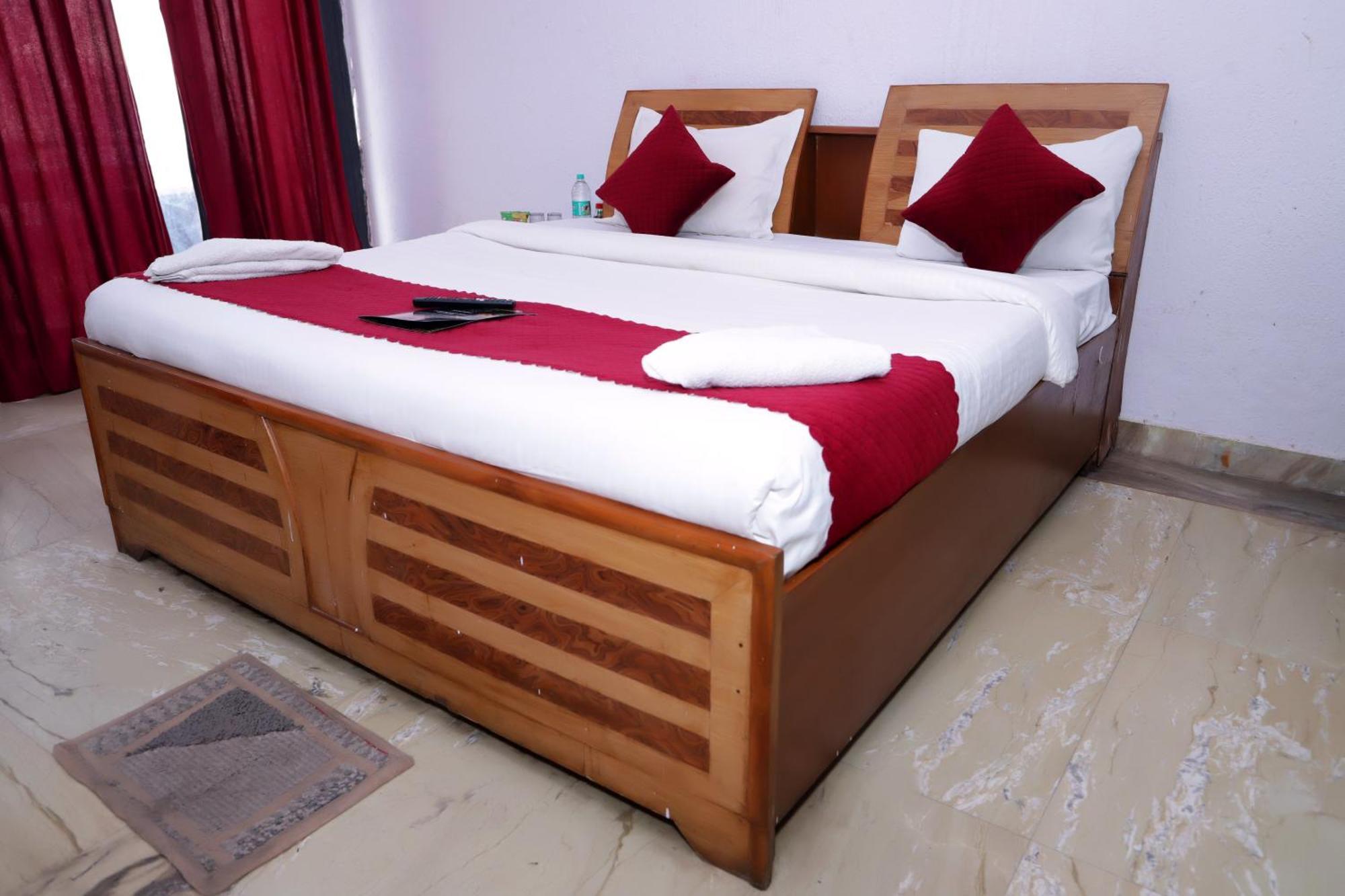 Hotel Warm Welcome - Noida Sector 51 エクステリア 写真