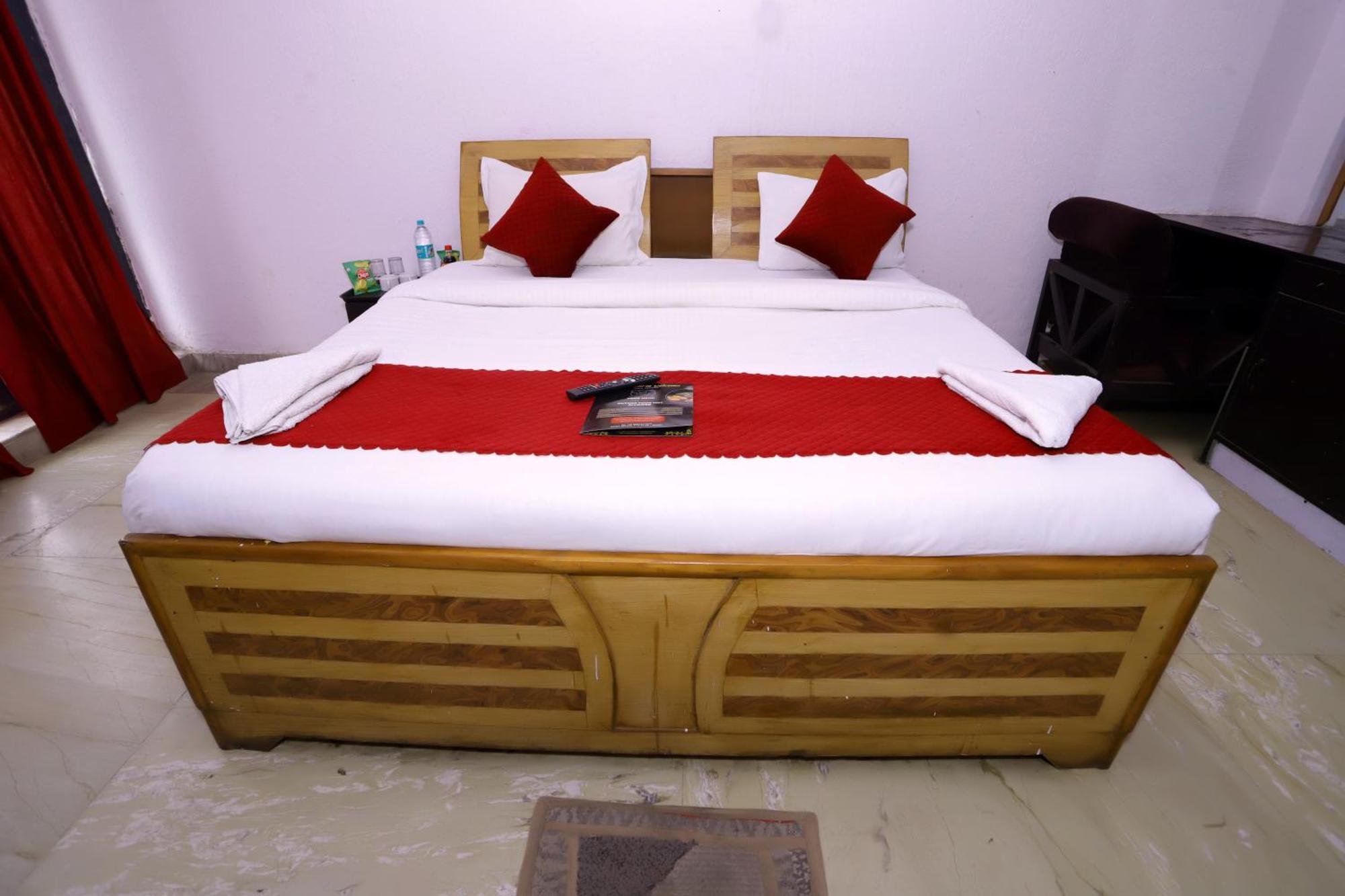 Hotel Warm Welcome - Noida Sector 51 エクステリア 写真